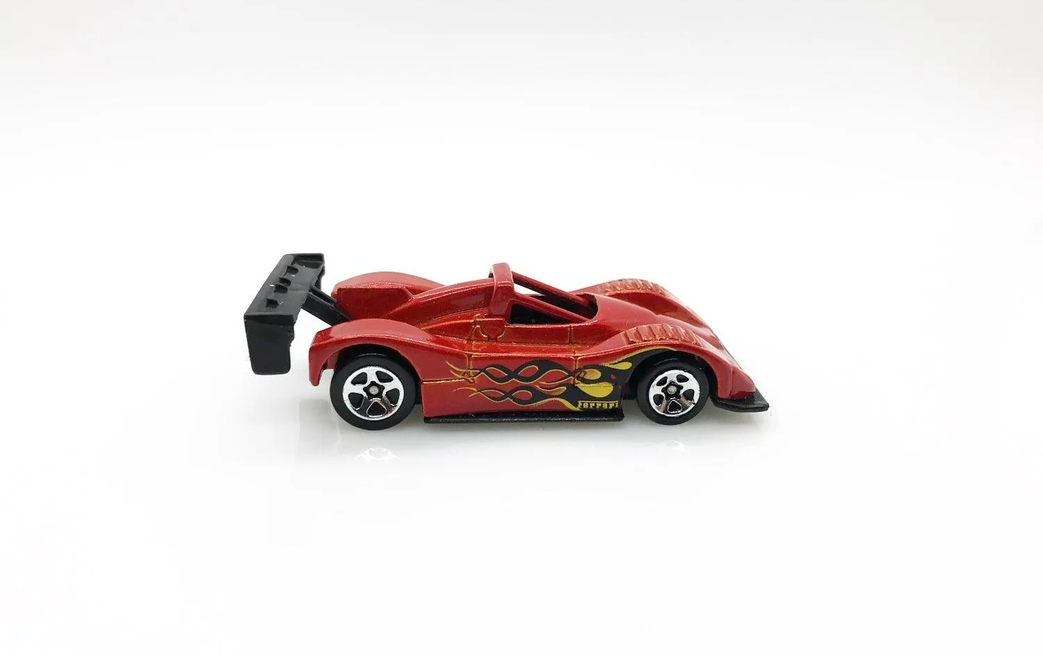 Hot Wheels Red Ferrari 333SP (2005)