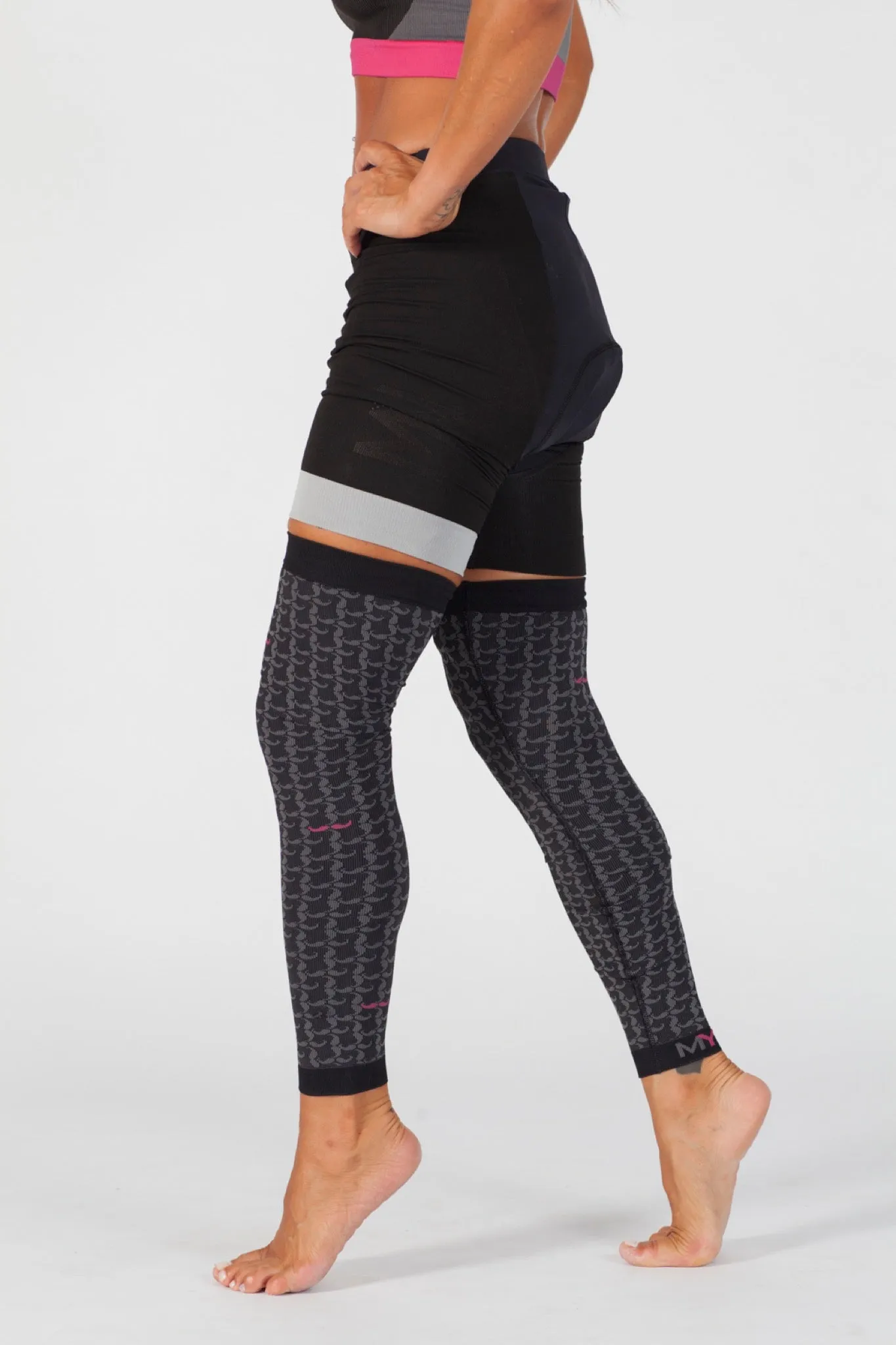 LOOK :Made in Italy  women Seamless Leg Covers made of with soft fabric