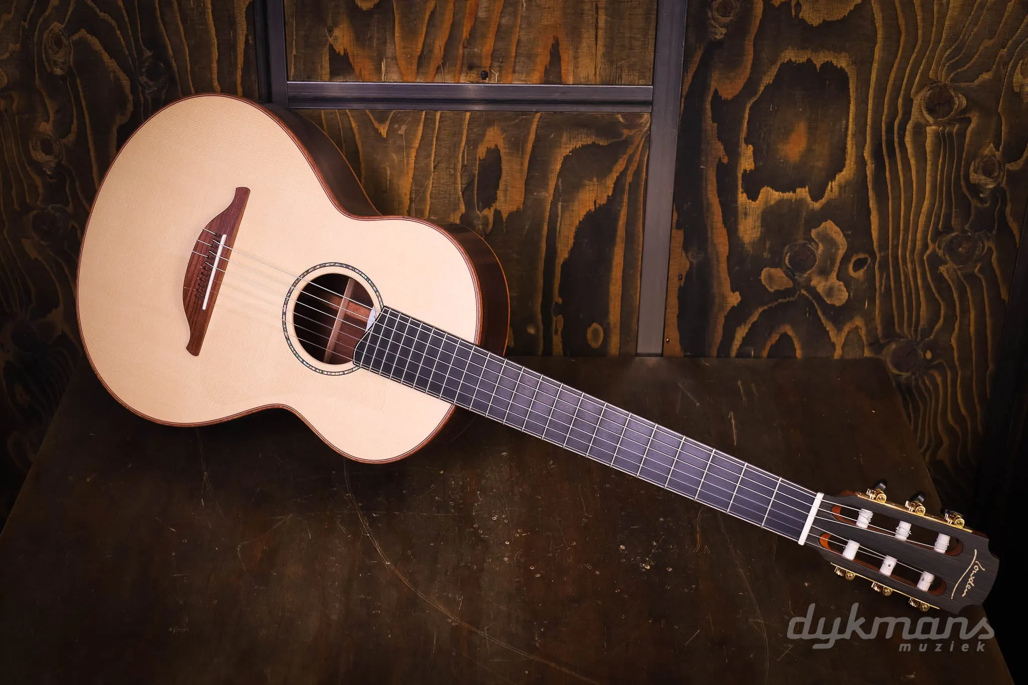 Lowden Jazz 35 WL-35J Madagascar Alpine Spruce