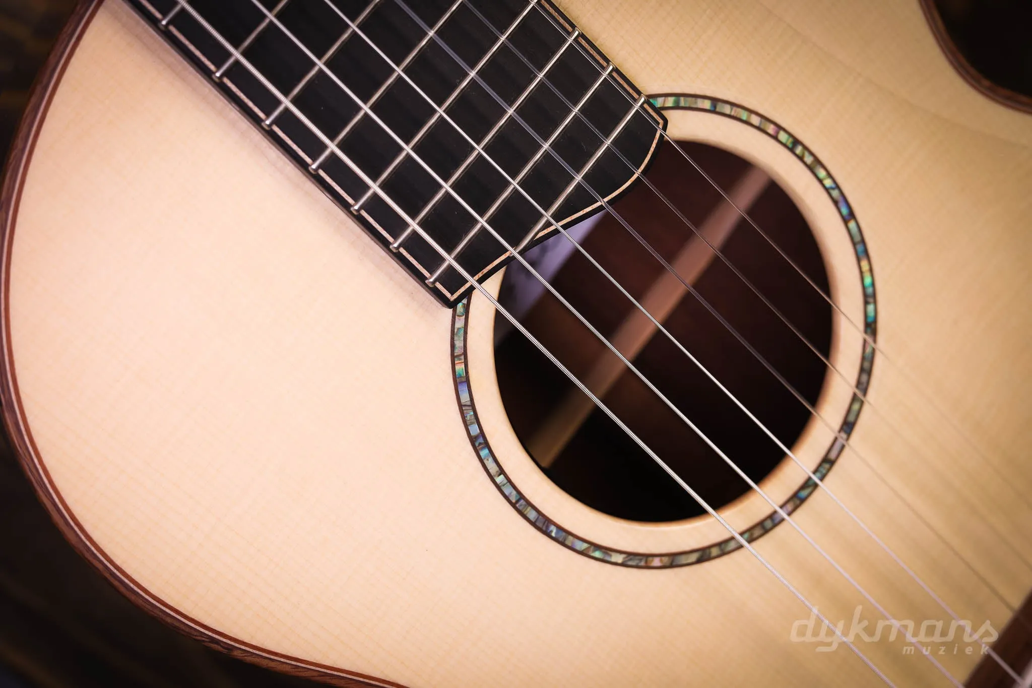 Lowden Jazz 35 WL-35J Madagascar Alpine Spruce