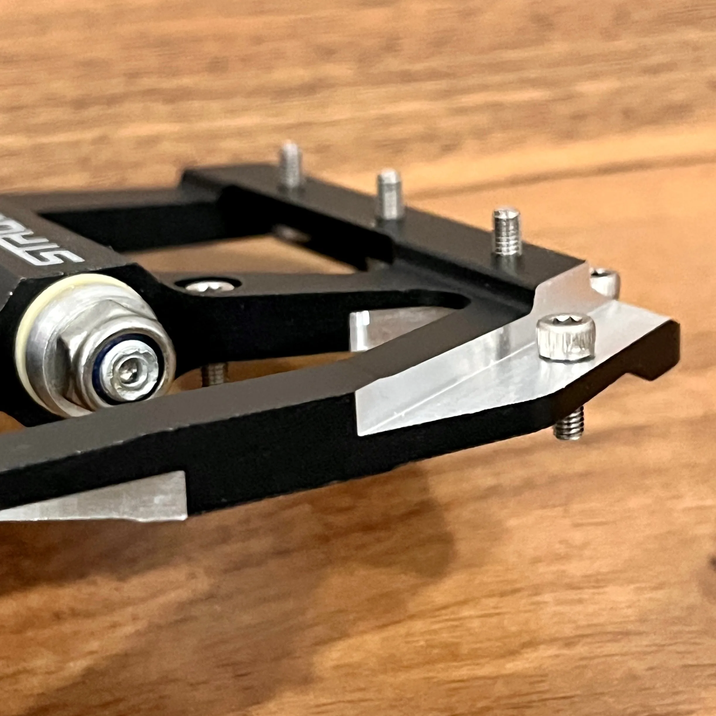 Strummer PD-EM03 Pedal (3 Bearings)