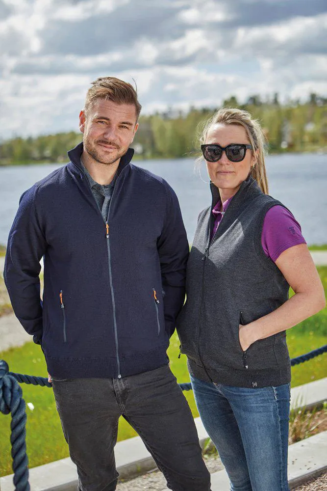 YORK VEST WINDBREAKER , 100% EXTRA FINE MERINOULL  — BLACK